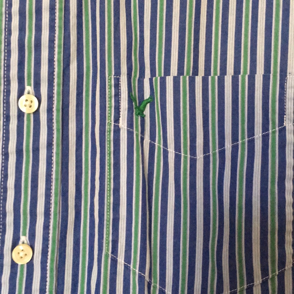 Men’s American Eagle Outfitters Medium Button Down Shirt - Picture 2 of 5